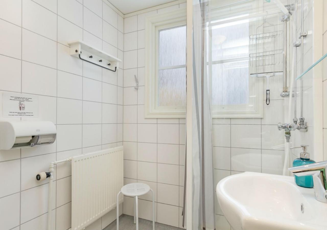 Malmgardens Vandrarhem B&B Strängnäs Zewnętrze zdjęcie