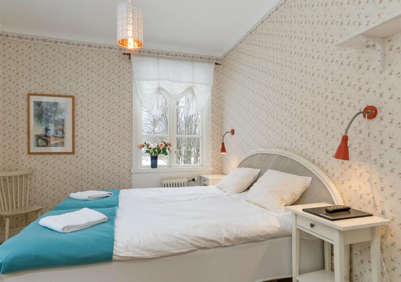 Malmgardens Vandrarhem B&B Strängnäs Zewnętrze zdjęcie